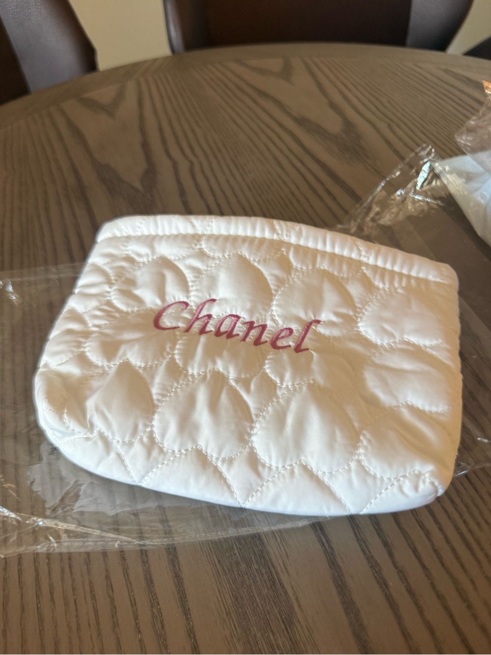 CHANEL beauty White Quilted Cosmetic Pouch with Pink Script Logo